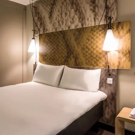 Hotel Ibis West 3*