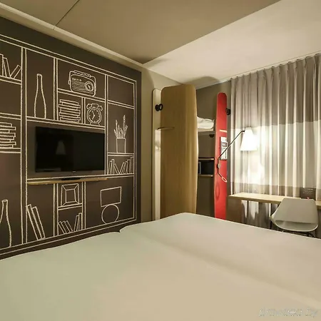 Ibis West 3* Amsterdam