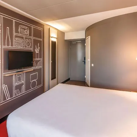 Ibis West Amsterdam
