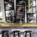 Ibis West Ξενοδοχείο 3*